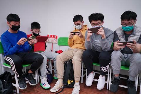 111學年耶誕摸彩（2021年12月） 第8張