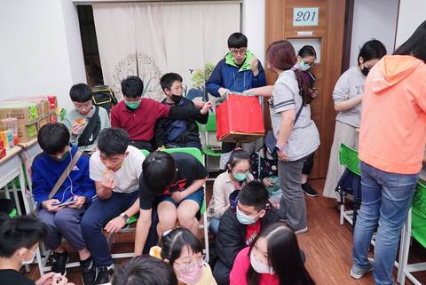 111學年耶誕摸彩（2021年12月） 第44張