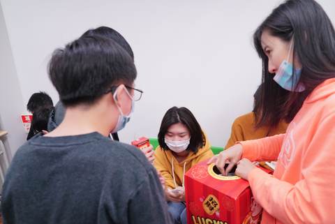 111學年耶誕摸彩（2021年12月） 第60張