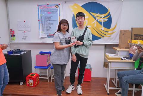 111學年耶誕摸彩（2021年12月） 第105張